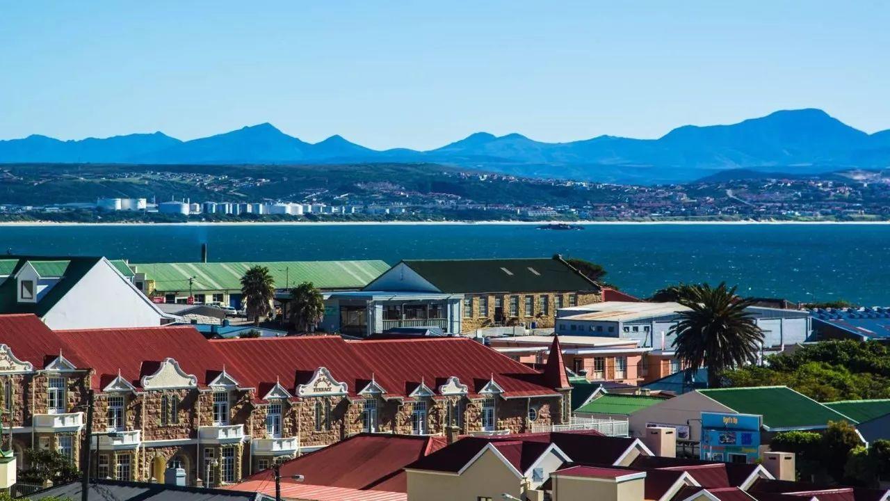 南非线路攻略｜与鲨共舞、沙漠开花、隔海观鲸，你了解非洲吗？