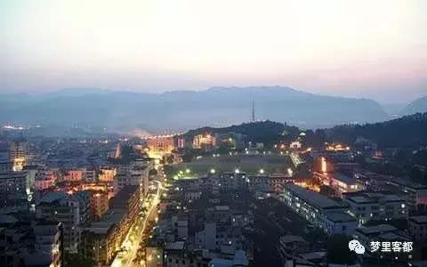 用星座分析前世的名字,用星座解析电影人物性格