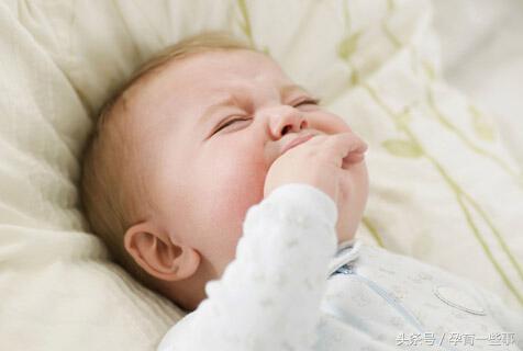 想换奶粉怎么才不伤婴儿肠胃,宝宝换奶粉会出现脾胃不适吗