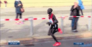 跑步快慢和鞋子有关系吗,跑步减脂速度快慢影响大么