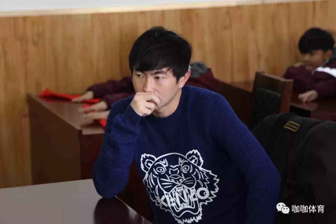 这所学校建成没几年，就被定为全国足球特色学校，厉害了！