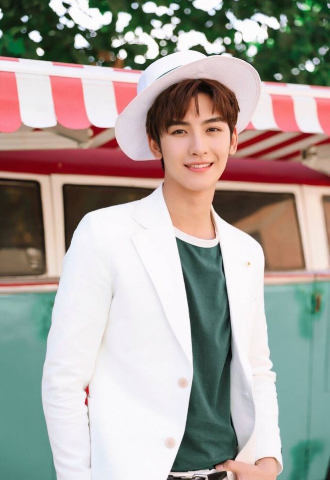 懂小哥小谈《班长大人》