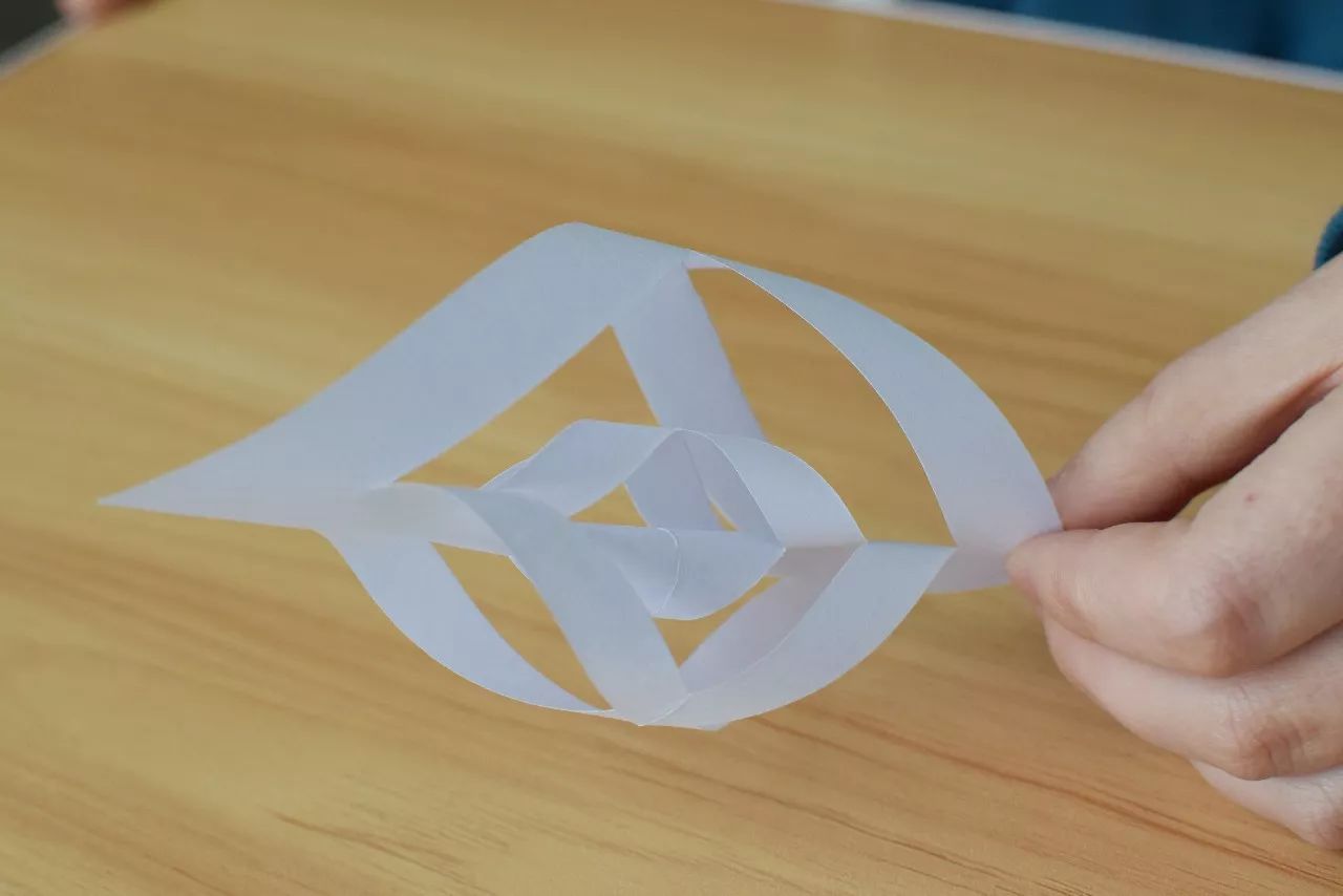 书签二年级自制雪人,纸折立体雪人幼儿手工