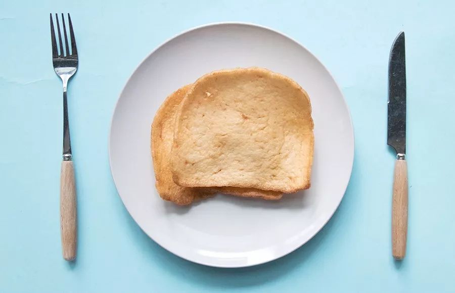 东南亚最好吃的虾片牌子,新加坡餐厅里的虾片