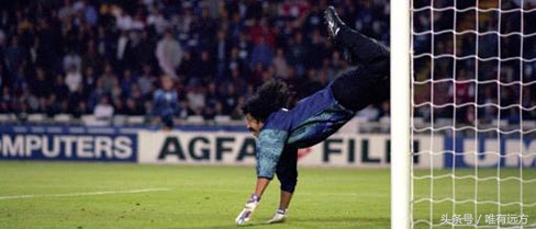 天下足球催泪文案青春凯旋,天下足球催泪文案罗纳尔迪尼奥