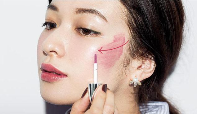 让所有女生疯狂的“费洛蒙”妆感,还拯救了近视四眼妹的化妆难题