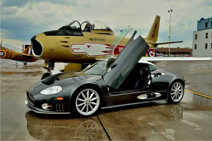 椤剁骇璺戣溅涓栫埖,涓栫埖鏄豹杞﹀悧