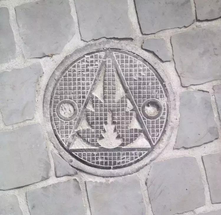 看过纽约的墙，去过摩洛哥的门，踩过东京的井盖，却错过这些美好