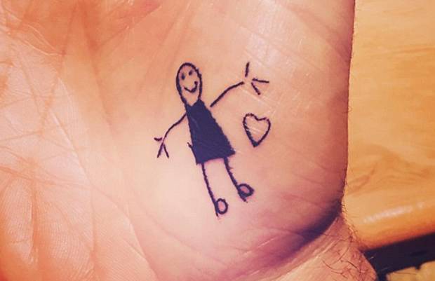 小贝最特殊的纹身：哈珀·塞文·贝克汉姆！希望小七像玫瑰花一样