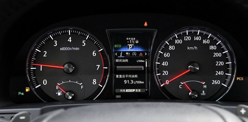 丰田皇冠和凯美瑞价格,丰田皇冠对比凯美瑞