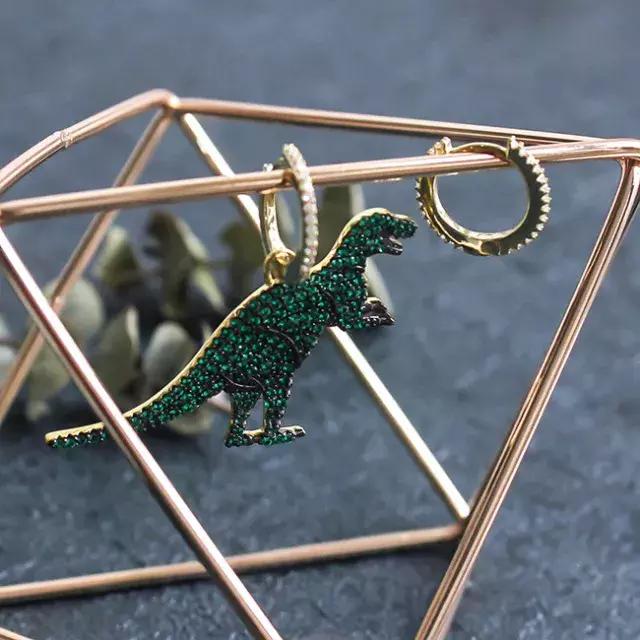 张翰被误代购罚三万，新年礼物怎样满足七大姑八大姨？