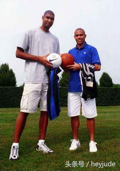 足坛篮坛,足坛夫妻最萌身高差