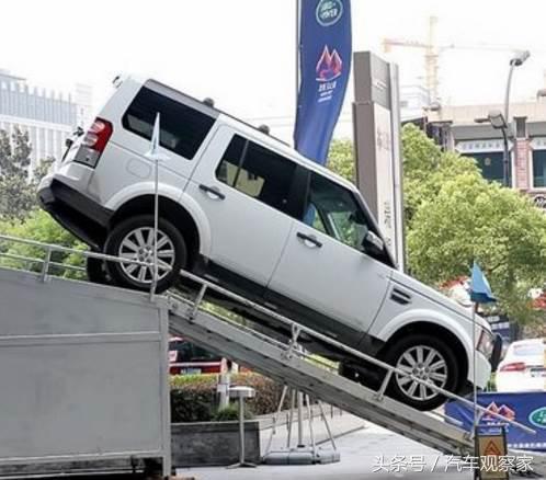 自动挡下坡怎么开车最安全,开自动挡车下坡路的正确方法