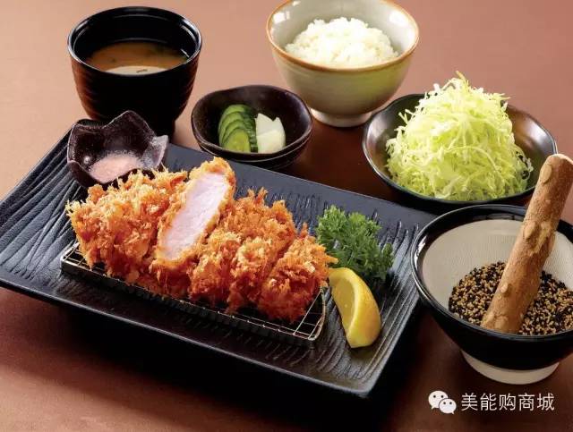 教你如何吃到最正宗的美食,这才是真正的好吃的炸鸡