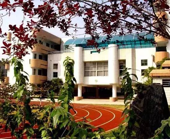 南京鼓楼区芳草园小学学区房价格,南京外国语中学学区房价格是多少