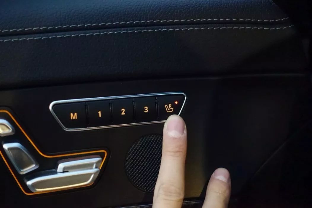 奔驰敞篷车又便宜又好看跑得还快,奔驰sl63amg敞篷落地价2021款