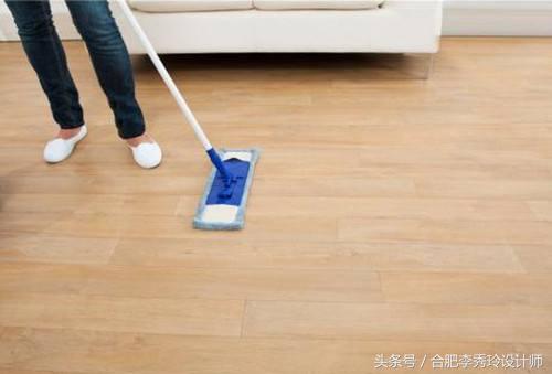 瓷砖地板怎么拖干净没水渍,地板每天都拖但还是不干净