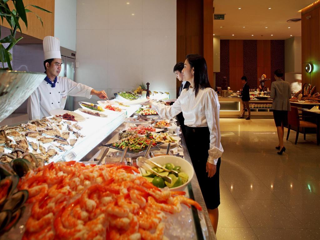 泰国曼谷最好吃的中餐厅排名,泰国曼谷海鲜自助餐770泰铢