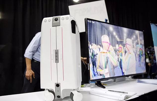 电视机屏幕像纸,电视机屏幕柔性屏