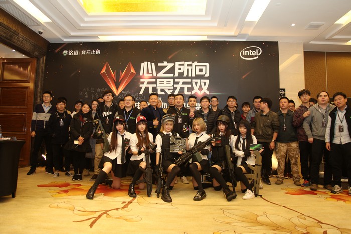 号称国产DIY硬件里最酷炫的?看到实物只想说两个字——厉害