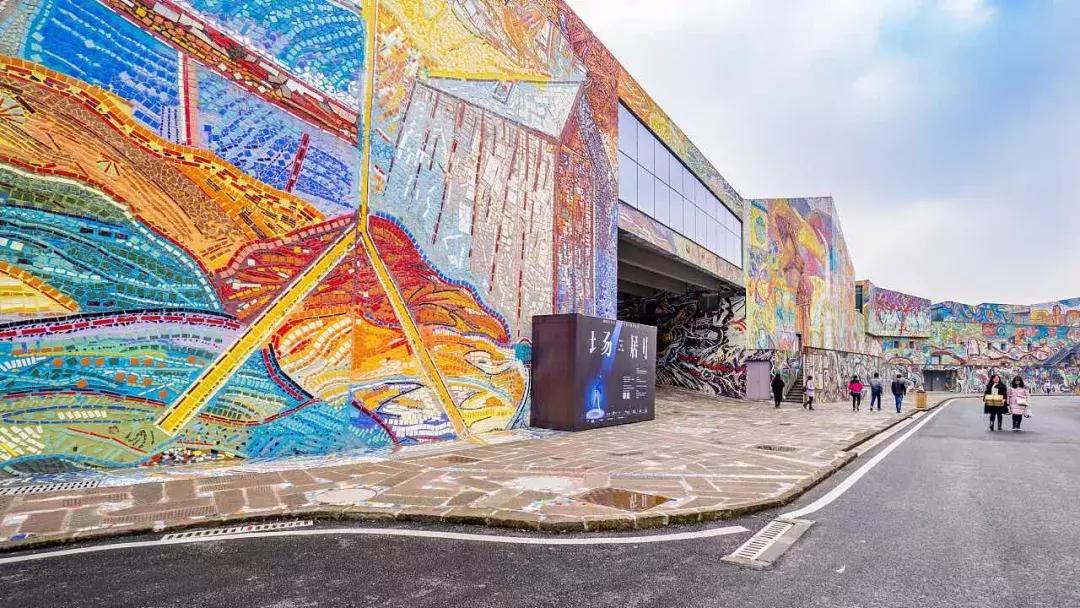 重庆旅游推荐四天三夜解放碑,重庆旅游攻略必去景点重庆解放碑