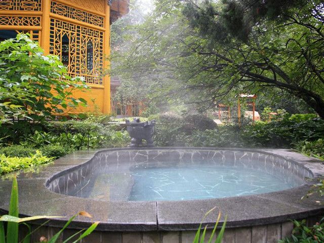 泡温泉的旅游胜地有哪些,最适合泡温泉的地方