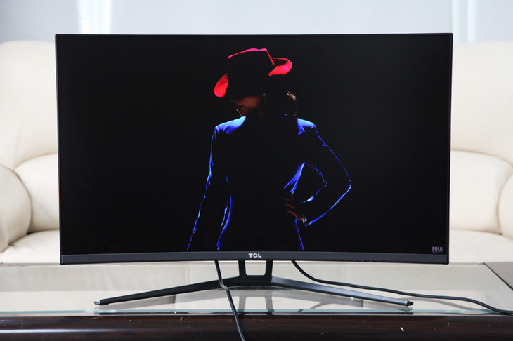 tclt32n7c显示器,tclt32m6c显示器带音响吗