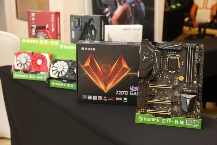 号称国产DIY硬件里最酷炫的?看到实物只想说两个字——厉害