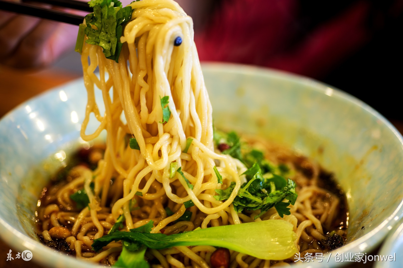 孟非的小面经营现状,孟非小面生意如何