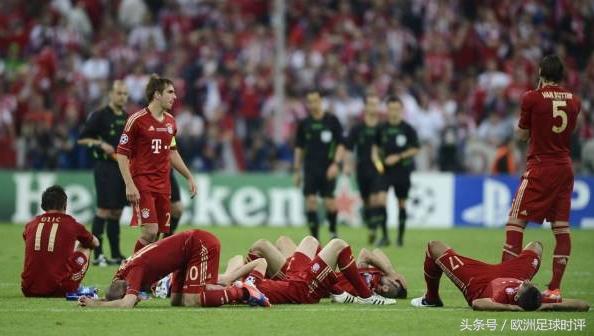 瓜迪奥拉放弃了他的战术思想,多特旧将瓜迪奥拉当年很欣赏格策