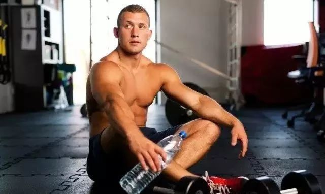 你的肌肉只有在你休息时才会长吗,肌肉日常放松状态