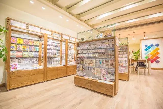 榄旈兘灏戝コ蹇冩潅璐ч摵 (榄旈兘灏戝コ蹇冩潅璐ч摵闆嗗悎)