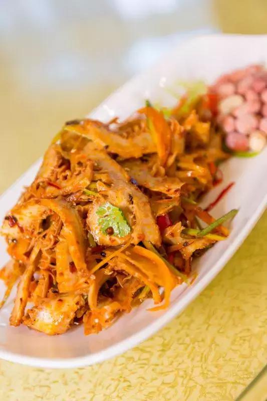 四星级酒店五个人吃年夜饭多少钱,酒店年夜饭套餐