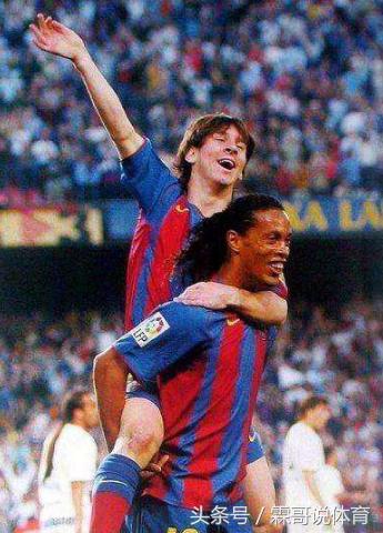 巴萨球迷看过来的视频,巴萨球迷看梅西绝杀