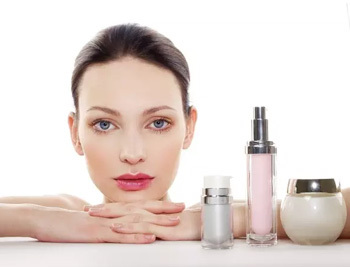 毛孔粗大不要怕学会这招轻松解决,毛孔粗大怎么办教你一招根除