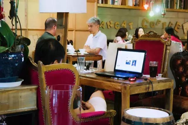 漫猫咖啡加盟费及加盟条件,漫猫咖啡馆