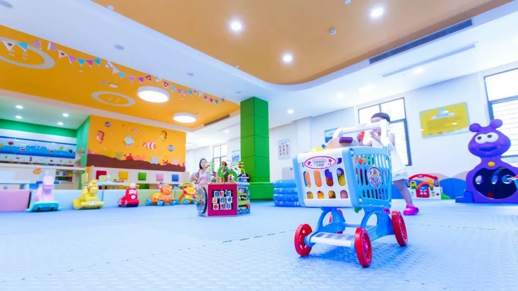 家里有小孩的注意！亲子畅玩卡杭州首次开办~华东100+家亲子乐园，海洋馆，泡温泉，游泳，攀岩……玩个遍不花钱