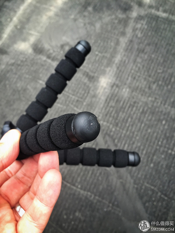 花小钱办大事:入手富图宝手机八爪鱼支架(附视频)