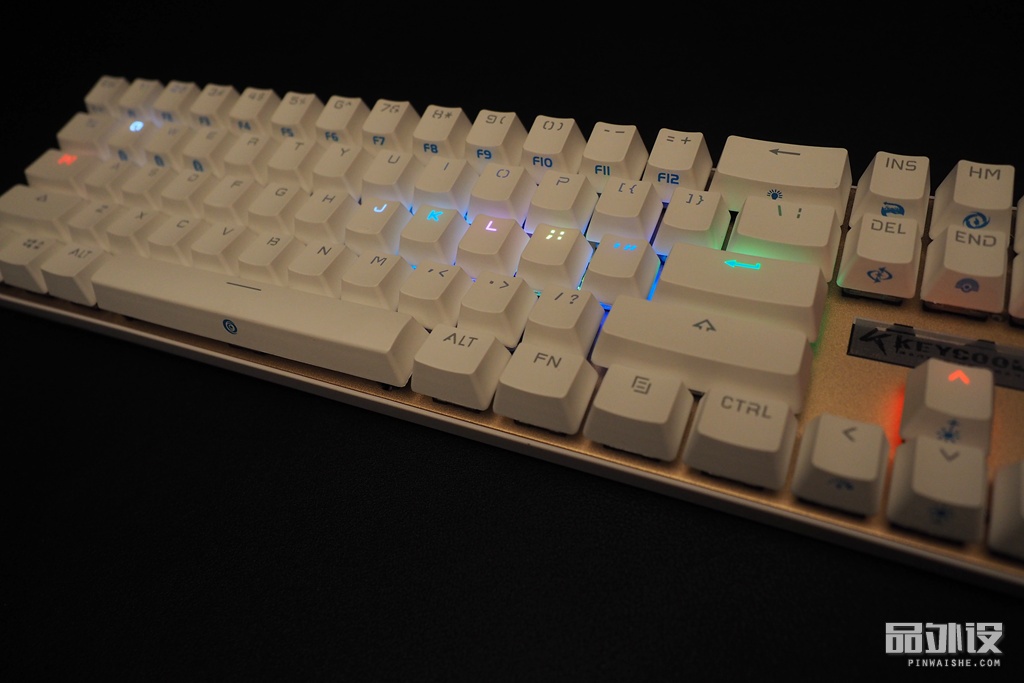 一代凯酷键盘拆解,凯酷87键盘测评