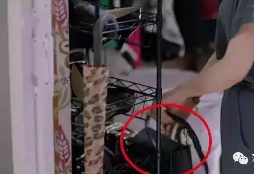 欢乐颂刘涛自带包进剧组,欢乐颂安迪给樊胜美买包包