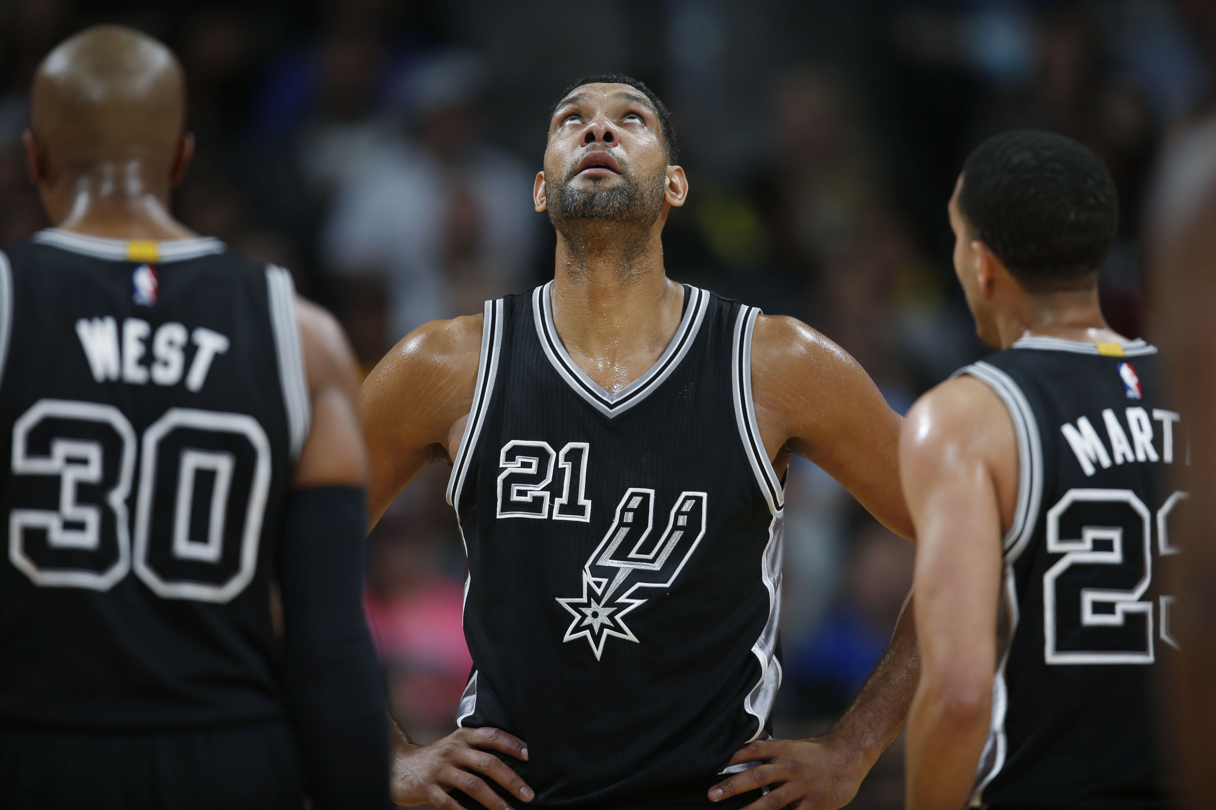 拜仁vs柏林篮球直播,拜仁vs奥格斯堡直播在线观看