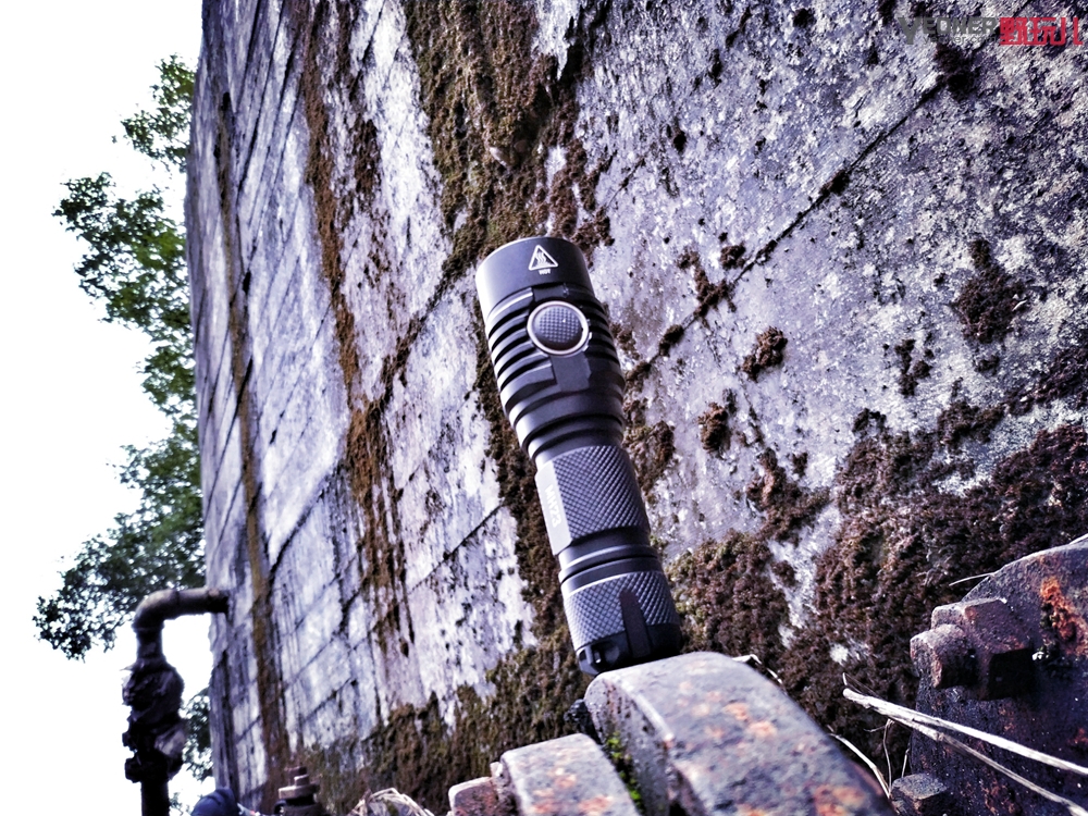 奈特科尔mh12v2和mh12se哪款好,奈特科尔mh10v2和mh12v2