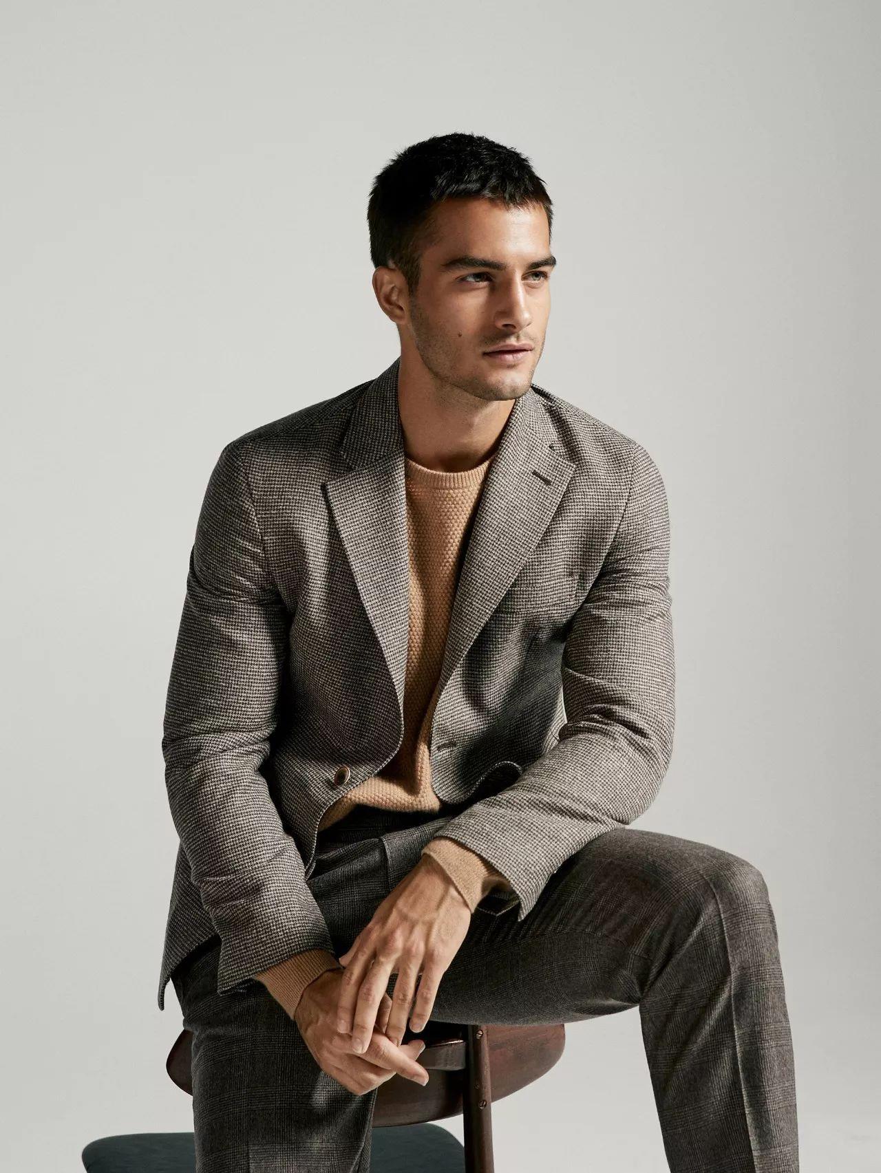 西装什么牌子性价比高适合年轻人,哪个牌子中年人的西装性价比高