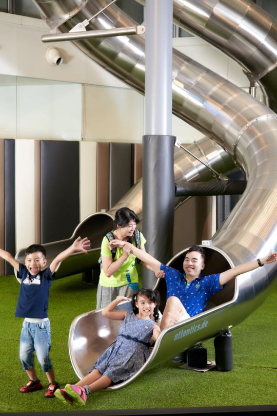 史上最刺激的超级大漩涡水滑梯,超高滑梯大挑战