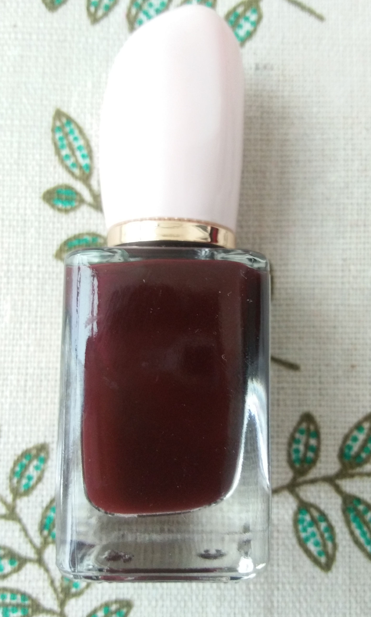 小众指甲油哪个颜色好看,推荐一下进口指甲油试色