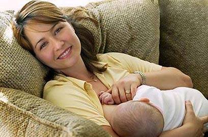 母乳都会出现哪些问题,母乳有点变质有危害吗