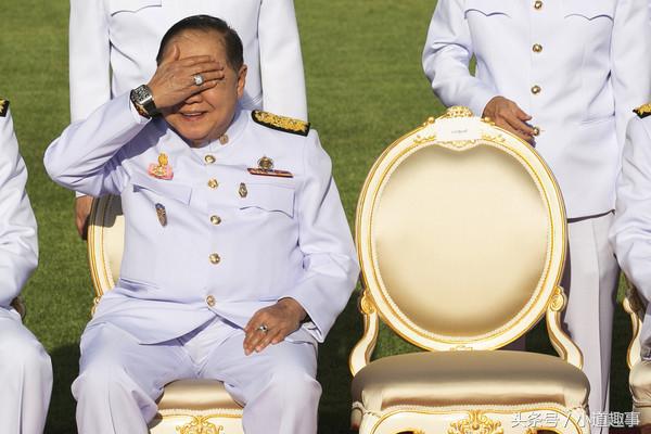 爽戴25支名表总价790万!泰国“表哥”副总理普拉威:跟朋友借的