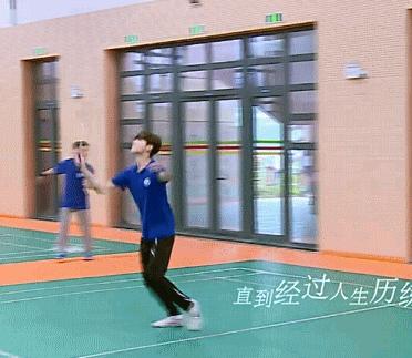 鹿晗踢足球什么水平啊,鹿晗踢球到底有多厉害