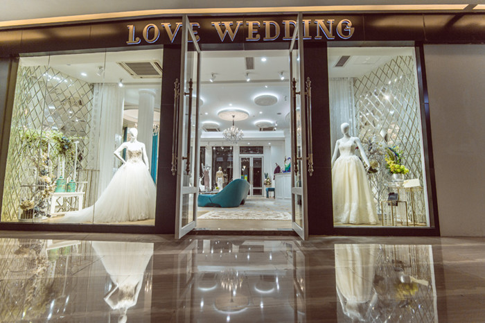 这些原本只能看看的大牌婚纱，突然就买得起了！一折优惠喜从天降