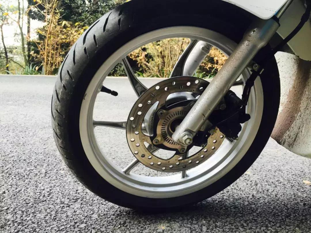 比亚乔liberty150目前有没有优惠,比亚乔150最豪华的踏板车